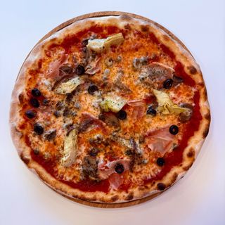 PIZZA CAPRICCIOSA