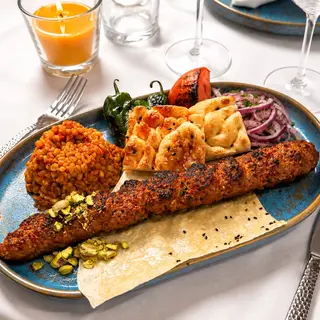 Fıstıklı Sofra Kebap