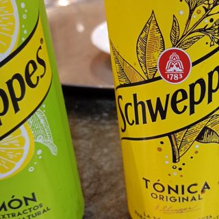 SCHWEPPES-TONICA