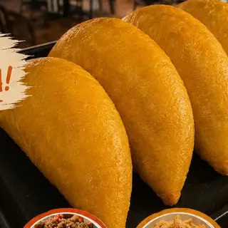Empanada de picillo de pescado
