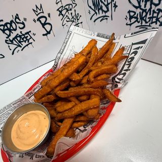 Boniato Frito Con Salsa
