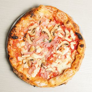 Pizza Prosciutto E Funghi (30 Cm.)