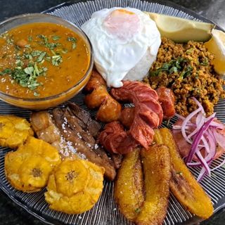 Bandeja Paisa