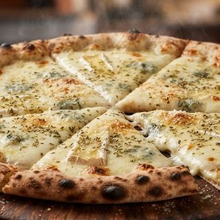 Pizza 4 Formaggi