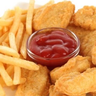Nuggets + Patatas