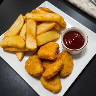 Nuggets Con Papas