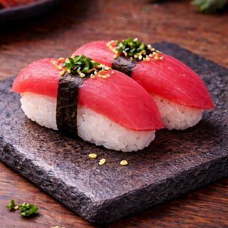 22.Nigiri De Atún 2 Uds.