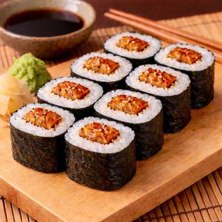71.Maki De Anguila 8 Uds.
