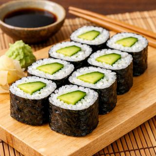 70.Maki De Aguacate 8 Uds.
