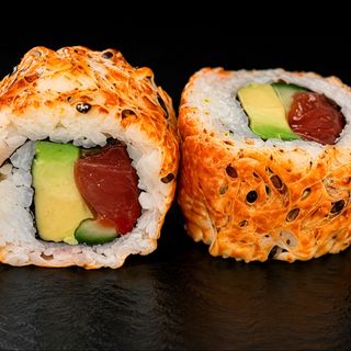116.Spicy Salmon Roll 8 Uds.