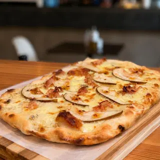 Pinsa Miele Y Pera