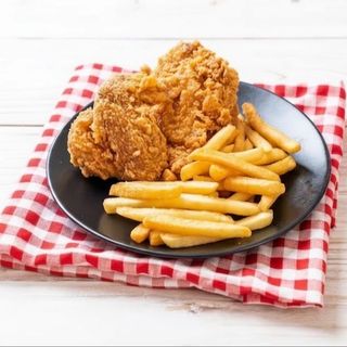 Pollo crujiente (6pzs) patata fritas y 2 bebida