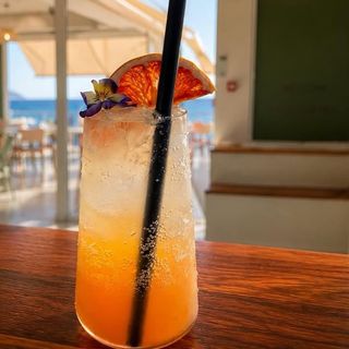 Piña y coco