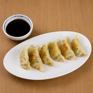 15. Gyozas De Pollo (6 Uds.)