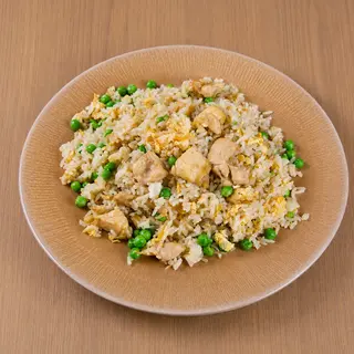 37. Arroz Frito Con Pollo