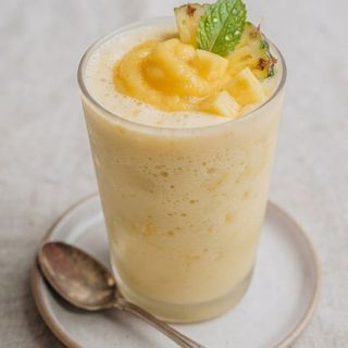 Piña Lassi