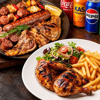 MENÚ PARRILLADA Y POLLO PARA 4 PERSONAS. BEST SELLER DE NUESTRA BRASA