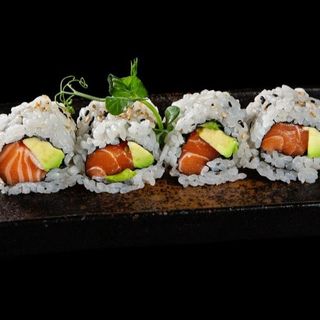Uramaki salmon 4U