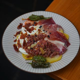 Huevos Rotos Con Jamón Ibérico En 3 Texturas