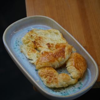 Croissant mantequilla
