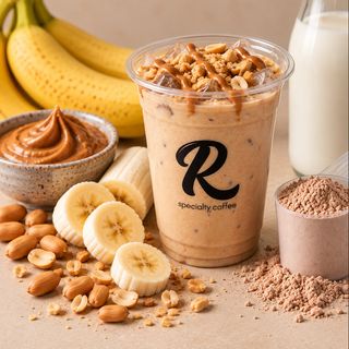Batido de proteína con plátano y cacahuete