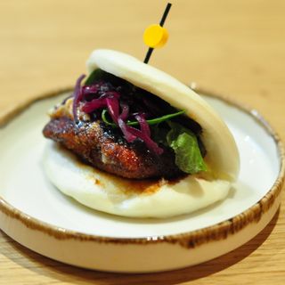 Hirata Buns ( Pollo empanado)