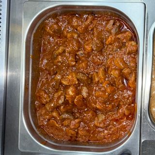Magro Con Tomate