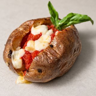 Patata Asada Margherita