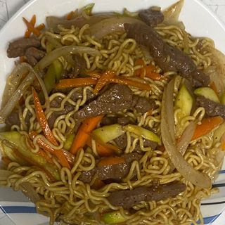 Yakisoba De Ternera