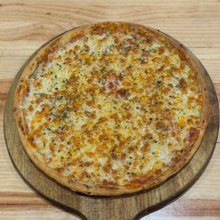 Pizza 4 Quesos