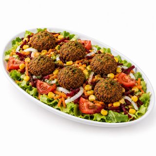 20: Ración De Ensalada Con Falafel