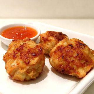 17.Saumai Frito — 3 unidades