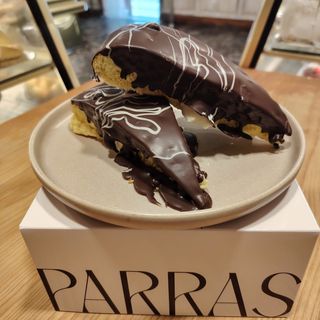 Picos Chocolate Con Crema (Ración)