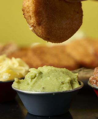 Arepitas Con Guacamole (Vegano)