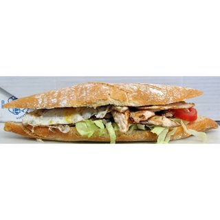 BOCADILLO DE POLLO