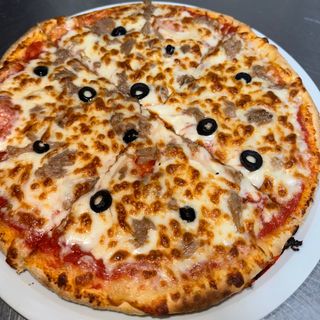 Pizza De Atún