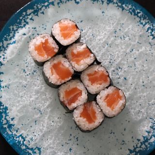 Hosomaki De Salmón (8 Pzs.)