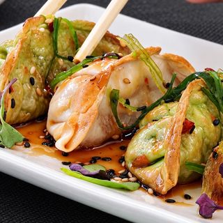 Gyozas mixtas de carne y verduras (3 + 3 uds.)
