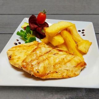 Pechuga De Pollo A La Brasa