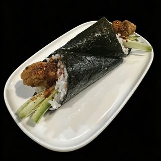94.Temaki Atún frito