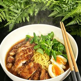 137. Ramen Pollo Rebozado