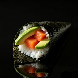 86. Temaki Salmón