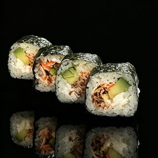 43. Futomaki Surimi (8 Pzas.)