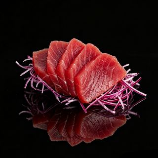 97. Atún Sashimi (5 Pzas.)