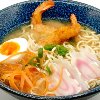 RAMEN CON TEMPURA DE GAMBAS