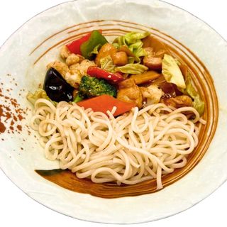 DONBURI POLLO CON RAMEN SIN SOPA