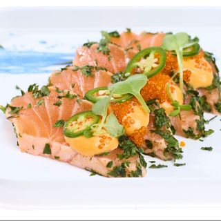 Tataki de Salmon Spicy (4 Pzs.)