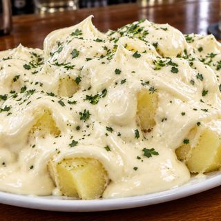 Patatas Con Alioli
