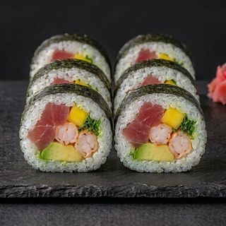 Futomaki Atún Especial (8 Uds.)