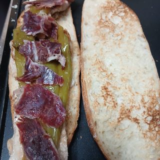 Bocadillo De Serranito